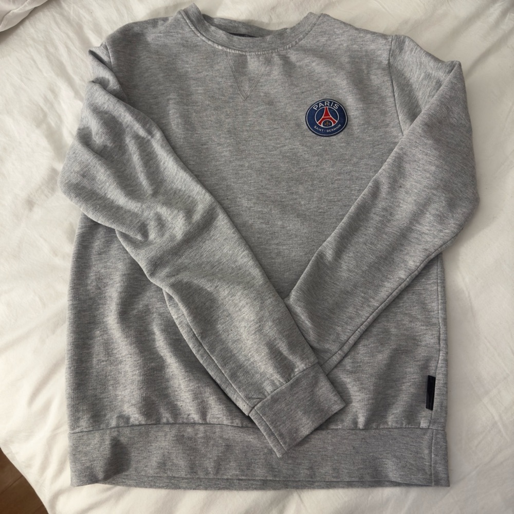 PSG grey crew neck sweatshirt